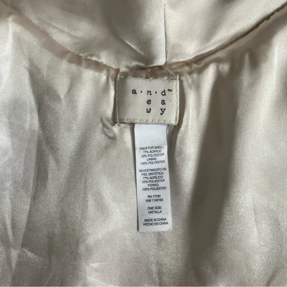 A New Day Hooded Faux Fur Vest - One Size - Picture 4 of 5